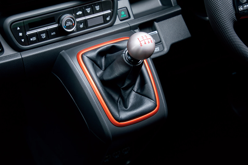 シフトノブ アルミ製 6速MT車用 7700円