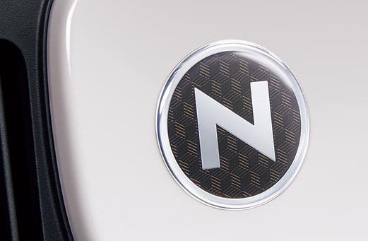 インテリアパネルエンブレム 3850円