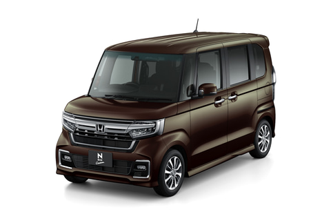 ホンダ、「N-BOX」「N-BOX Custom」改良モデルを先行公開 12月24日発表