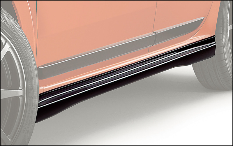 サイドスポイラー 6万500円（ツヤ有りブラック塗装仕上げ）/5万5000円（未塗装）