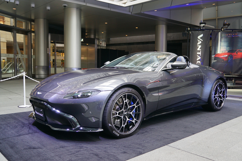 ヴァンテージ ロードスター