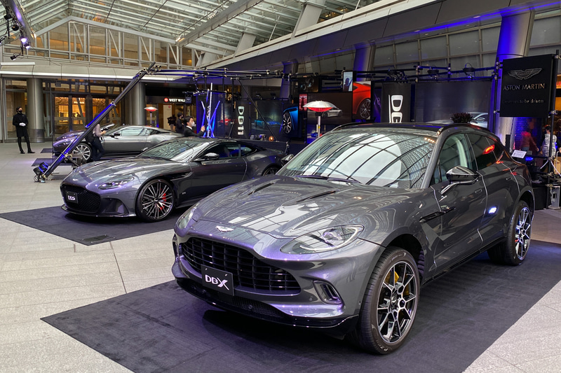 アストンマーティン初のSUVモデル「DBX」