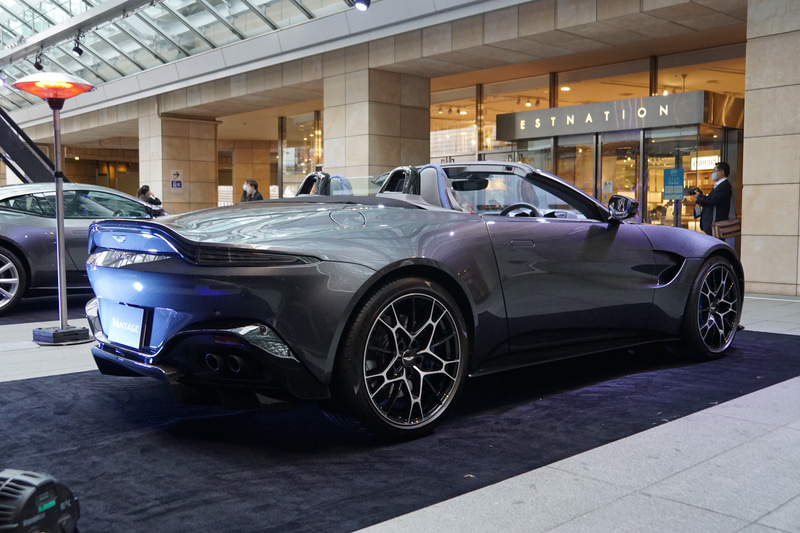 ヴァンテージ ロードスター