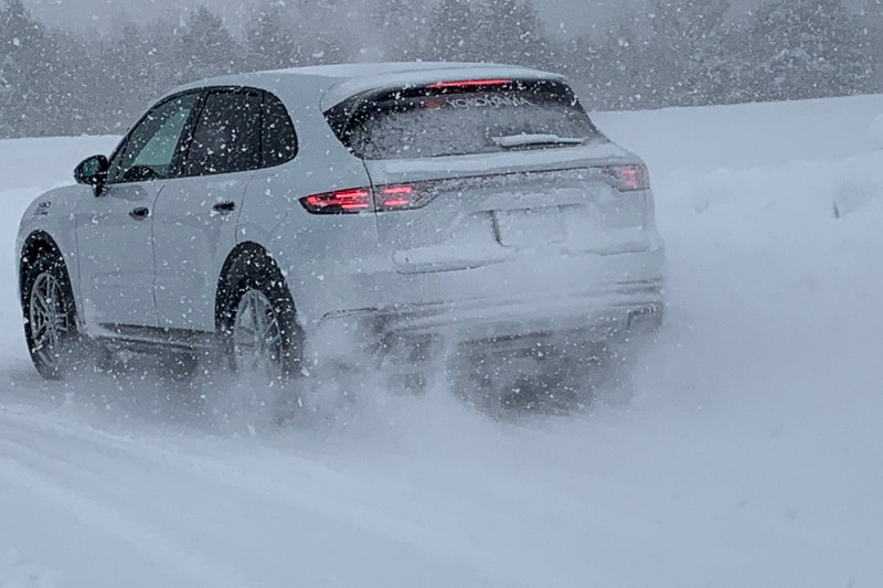スノードライブは楽しい。雪が降ると意味もなく出かけていたモンです