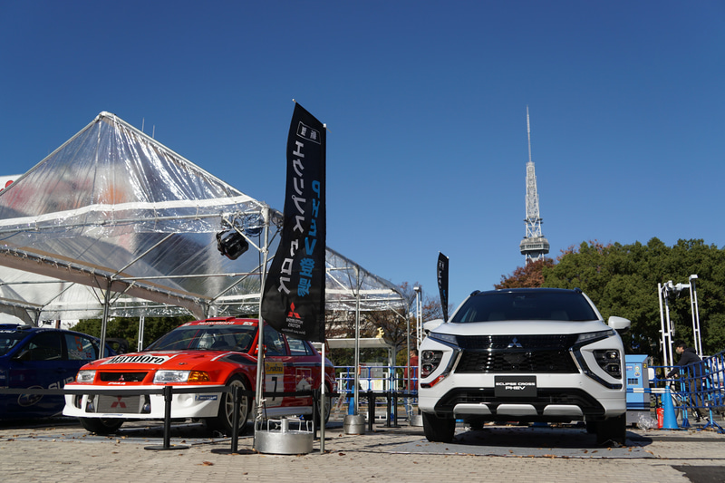 名古屋テレビ塔の近くにある名古屋・栄のイベントスペース「ミツコシマエ ヒロバス」において開催されている「GO TO ラリージャパン2021」