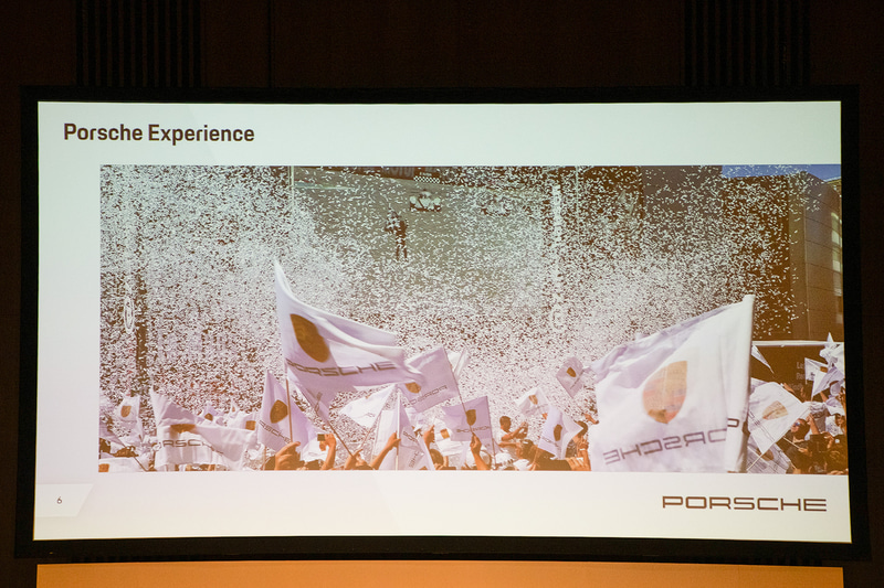 ブランド価値は広告やプロモーションを通すのではなく「製品体験」によって伝えられるものとなっている。こうしたことから特徴的であり安全に製品体験をしてもらえる方法を模索してきたという