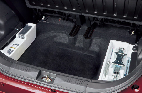 2WD車のサブトランク