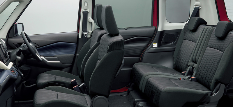 新型ソリオ HYBRID MZ（2WD車）のシート