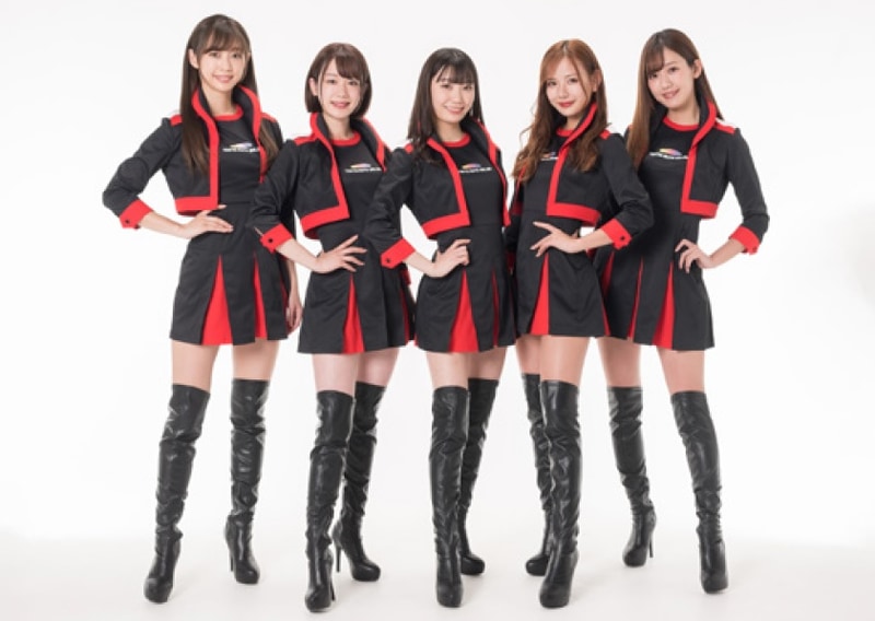 左から、林 紗久羅（はやし さくら）/小林 唯叶（こばやし ゆいか）/苗加 結菜（なえか ゆうな）/美月（みづき）/中村 比菜（なかむら ひな）