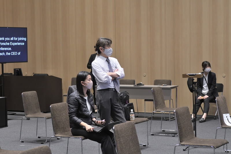 段取りを1つずつ確かめながらリハーサルを進めていく