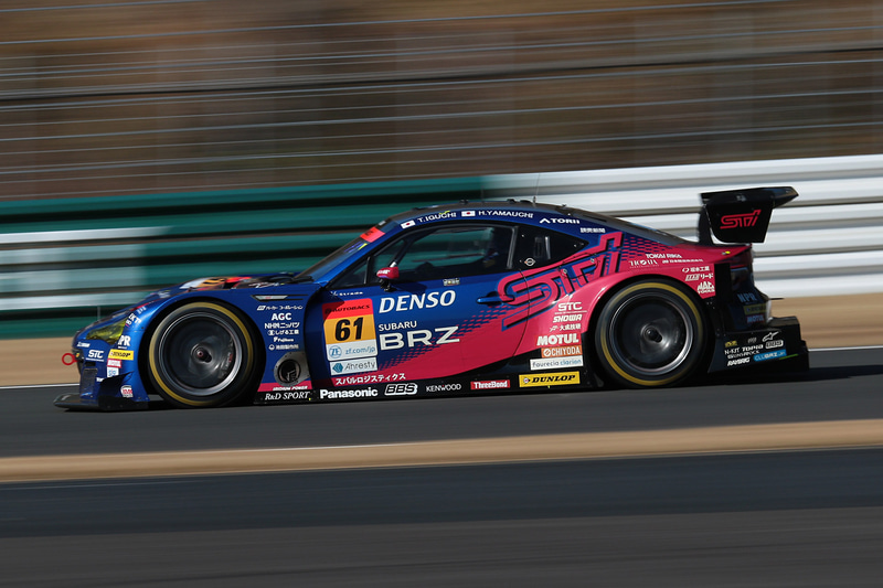 61号車 SUBARU BRZ R&D SPORT（井口卓人/山内英輝組、DL）は速さを見せていたが、予選は2位となった