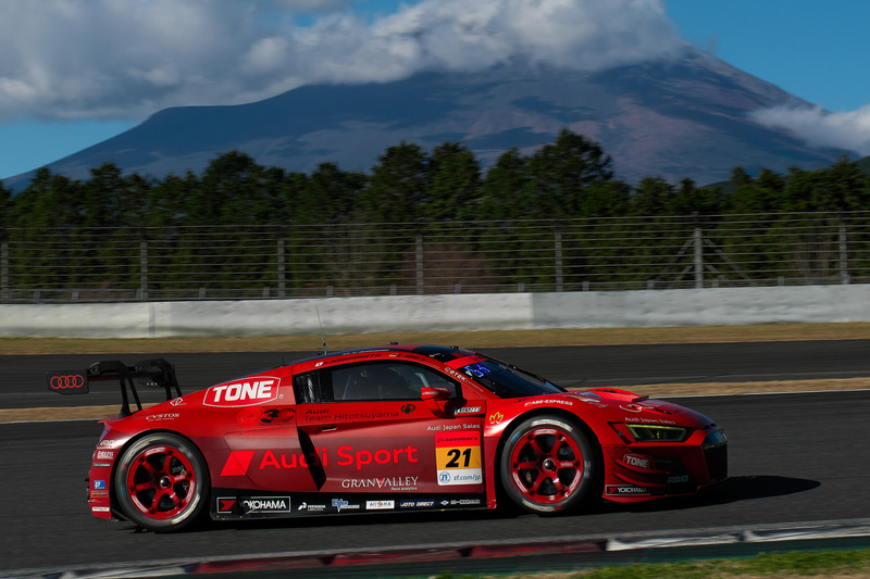 21号車 Hitotsuyama Audi R8 LMS（川端伸太朗/近藤翼組、YH）