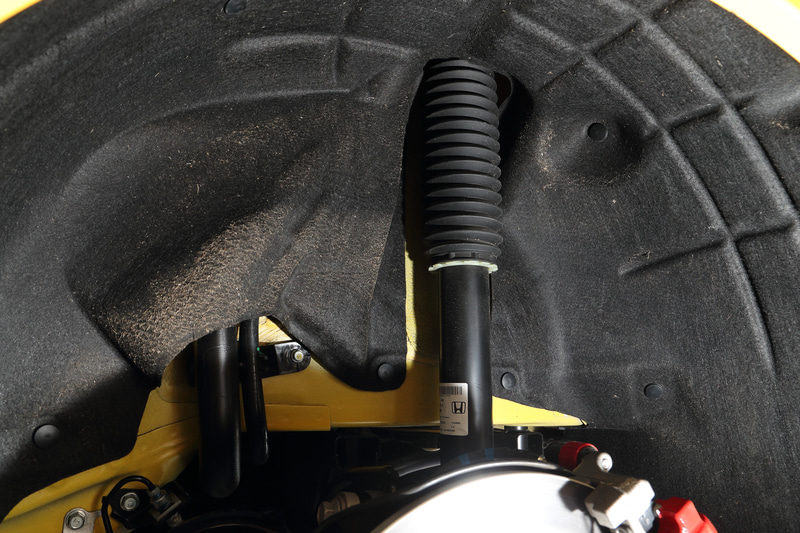 リアサスペンション