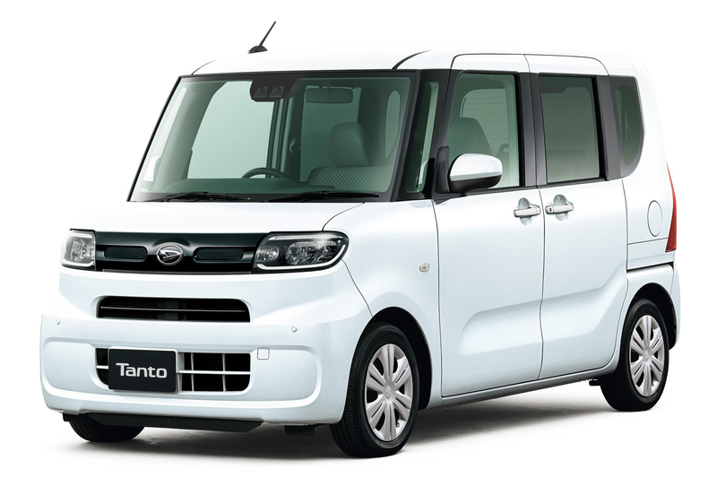 タント X フロントビュー