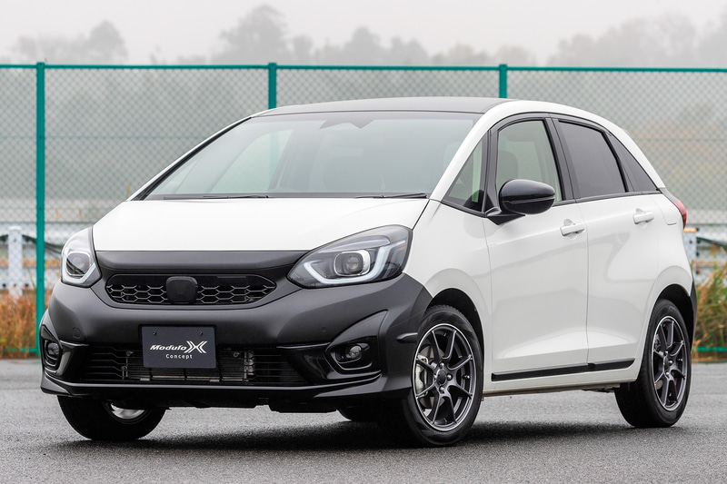 Modulo X の真骨頂である「実効空力」が新型フィットにもインストールされたが、まだ開発中とのことでプロトタイプだという。インプレッションはフリード試乗記の後にあるので最後までお読みいただきたい。