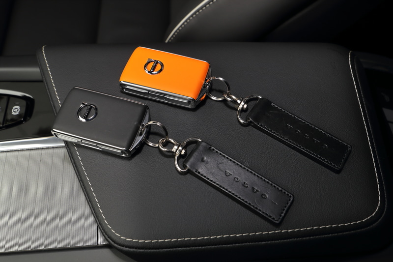 搭載されるキー2本のうち1本がオレンジ色の「ケア・キー」となり、最高速を任意に設定できるようになっている