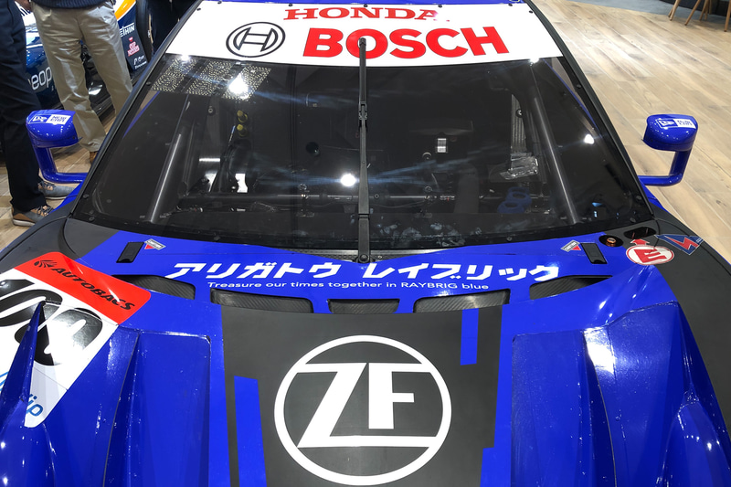 SUPER GT最終戦富士はレイブリックカラー最後の戦い。100号車にメッセージが刻まれる