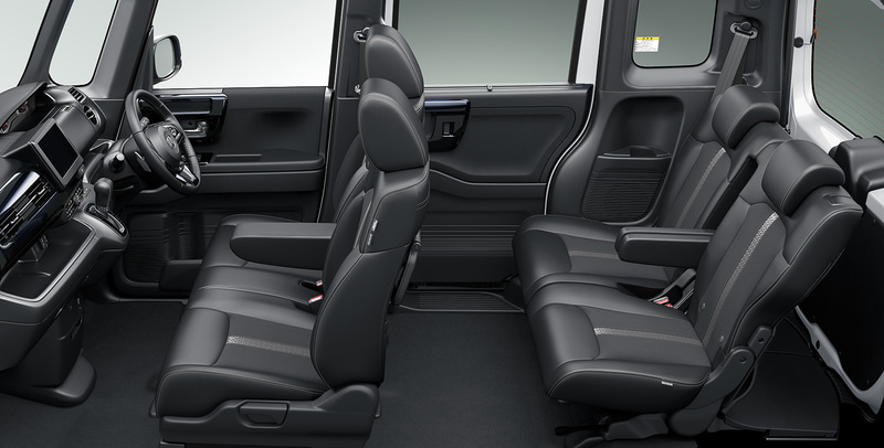 N-BOX カスタム L・ターボ