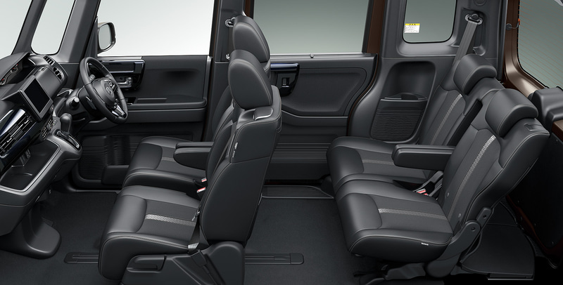 N-BOX カスタム EX・ターボ