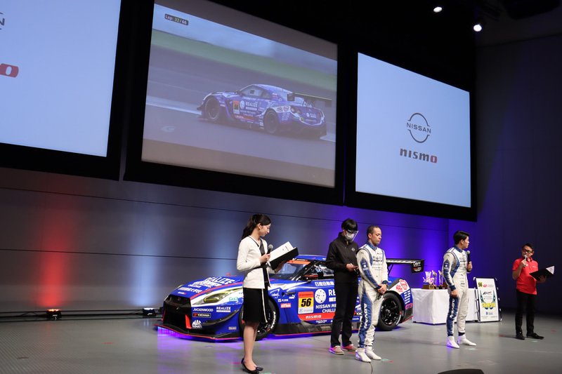 トークショーではスクリーンに投影したレース風景などの映像を交え、両選手と2020年シーズンについてふり返った