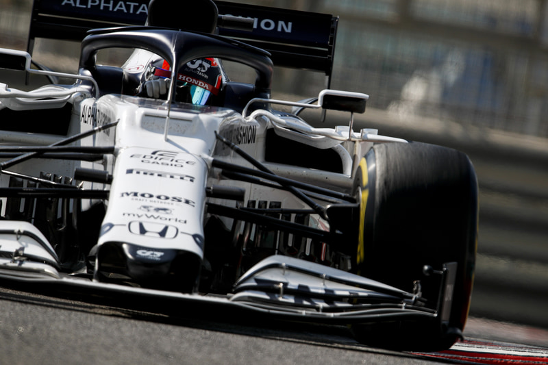 アブダビのヤス・マリーナ・サーキットで開催されたF1ヤングドライバーテストに参加した角田裕毅選手