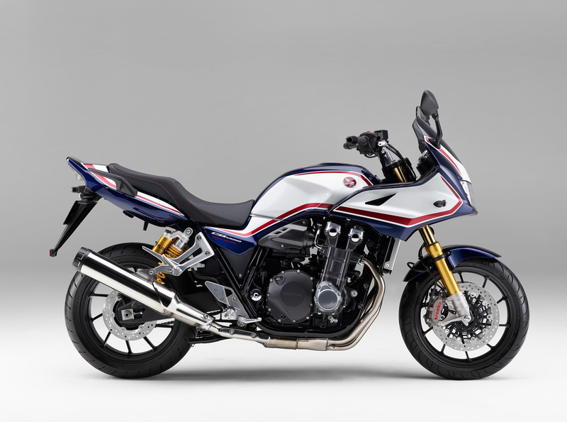 CB1300 SUPER BOL D'OR SP　パールホークスアイブルー　価格204万6000円