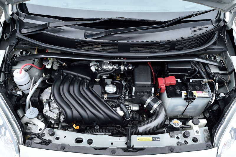 スポーツリセッティングTYPE-3は、ボディ前面からのフレッシュエアを吸気するドライカーボン製サクションパイプとΦ60スロットルチャンバーが組み合わせられる。キットにはノート（E12）用のエアクリーナーBOXとエアクリーナーが付属しマーチに流用する。さらに専用コンピュータでトルクとパワーを引き出す。部品代と工賃で30万円（税別）