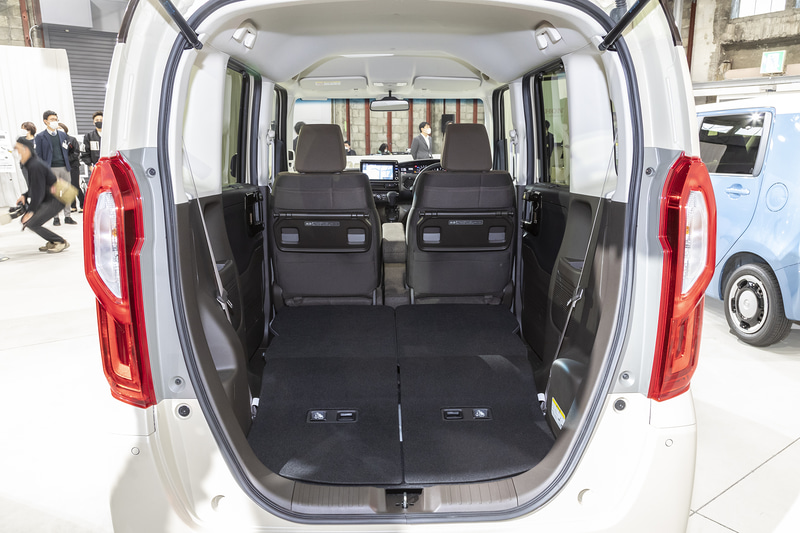 リアシートのアレンジ