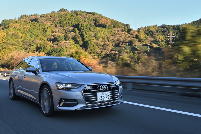 6車線化され、最高速度が120km/hに引き上げられた新東名 御殿場JCT～浜松いなさJCT間を走るアウディ A6アバント