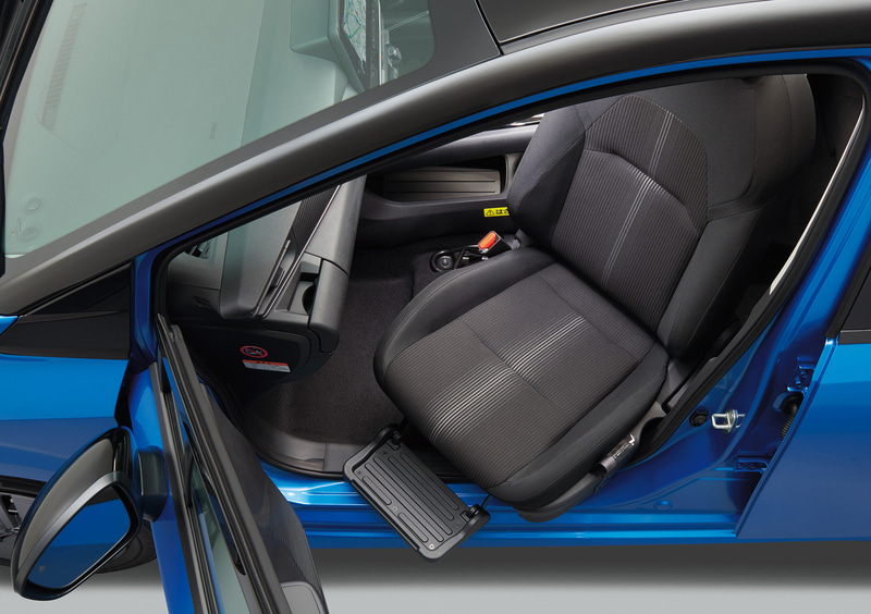 ノート「助手席回転シート X FOUR」