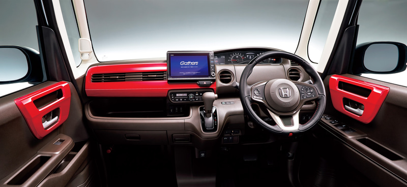 インストルメントパネル（助手席用）＋ドアライニング部（フロント・リアセット）レッド/シルバー：各2万6400円