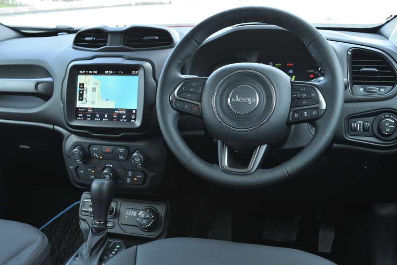 内装も標準モデルとほぼ変わりがない