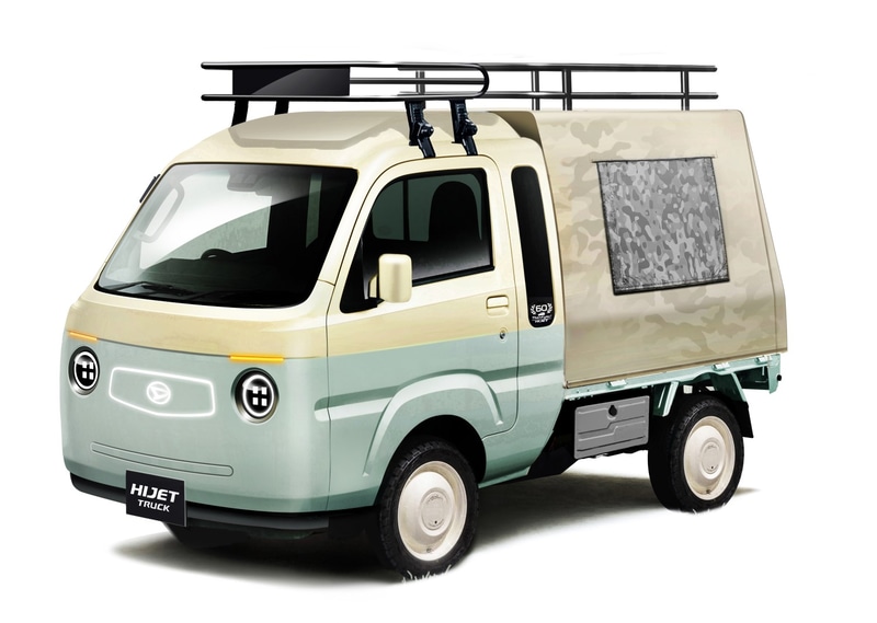 2020年に発売60周年を迎えた軽商用車「ハイゼット」をベースに、2代目ハイゼットキャブをオマージュした「ハイゼット ジャンボ キャンパーVer.」