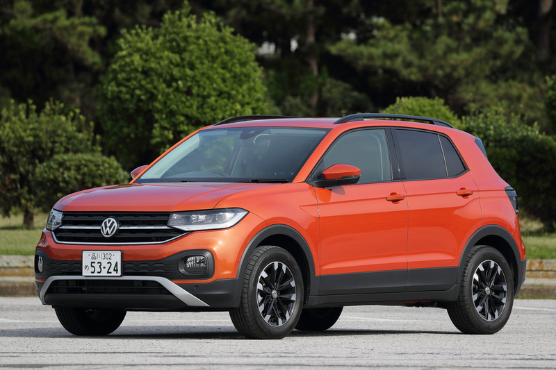 上越国際スキー場にはT-Cross TSI 1st Plus Design package（ピュアホワイト）を展示する