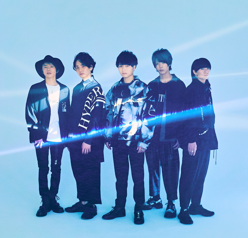 Novelbrightメンバーコメント：オファーを受け主旨を聞いた時、とても素敵な企画だと思いその一員として参加出来る事に嬉しく思いました。この2020年、僕たちだけでなく、日本中、世界中全ての人にとって本当に大変でしんどい1年になったと思います。でも、この先の明るい未来を信じて、自分を信じて前を向いて進んでいれさえすればきっと道は開かれるという希望を込めてこの曲を作りました