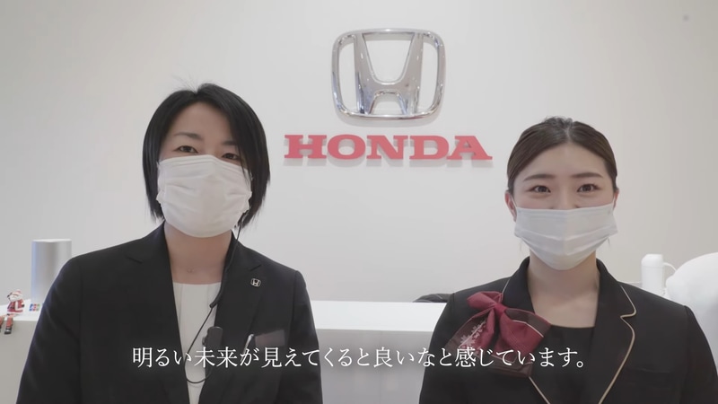 スペシャルムービー撮影中のインタビューの模様