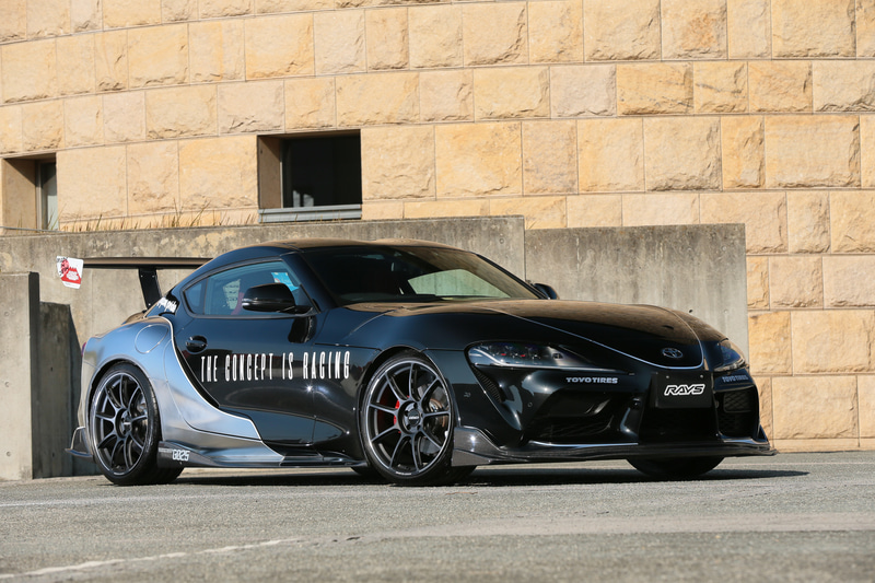 <a href="https://car.watch.impress.co.jp/docs/topic/special/1298340.html" class="n" target="_blank">前編</a>ではGRスープラが装着する「GT090」と、スタイリッシュな鍛造スポーツホイールである「G025」を紹介した