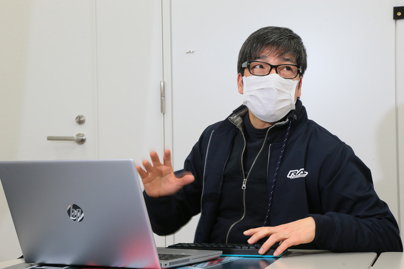 レイズは業界が定める安全基準の遥か上をいく独自の品質規格である「JWL＋R SPEC2」を定めているが、これもシミュレーション解析を使用するからこそ実現できるという