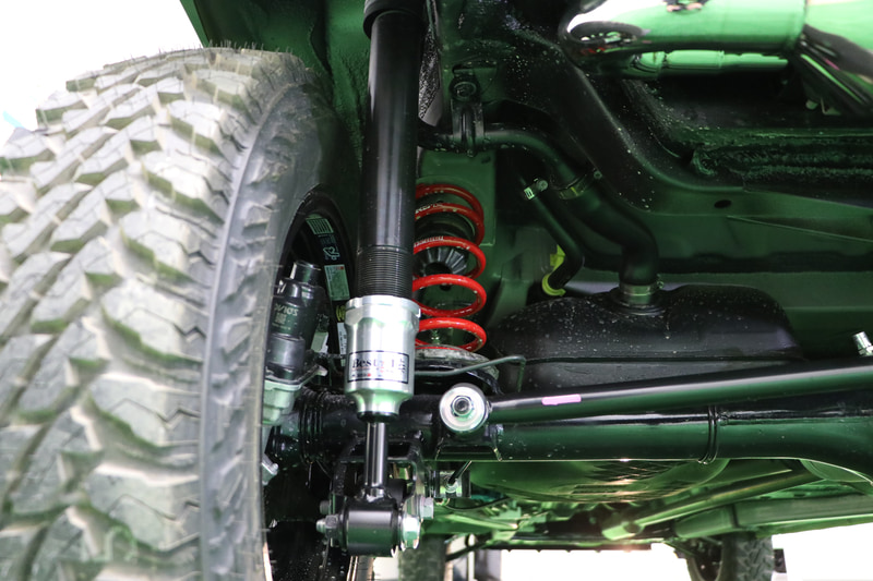 リアサスペンション