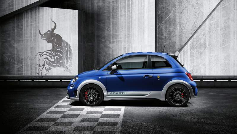 ボディサイズは3660×1635×1520mm（全長×全幅×全高）、ホイールベースは2300mm