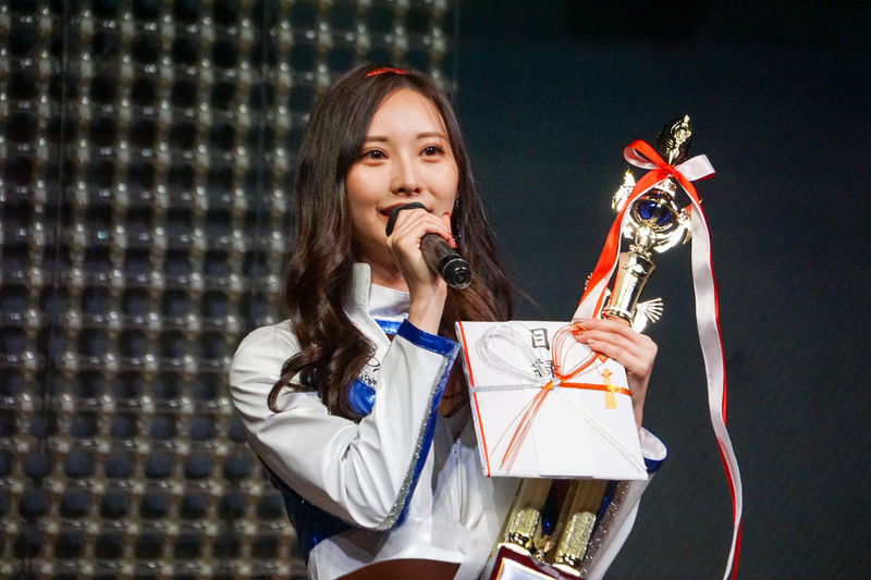 日本レースクイーン大賞2020の新人部門グランプリを受賞したあのんさん