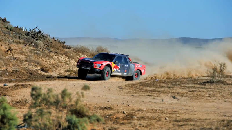 ブライス・メンジス選手と走行シーン