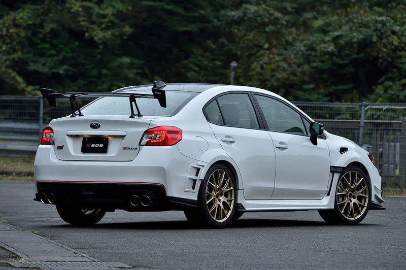 米国向けSTIチューンドモデルとしては、2018年に発売された「WRX STI Type RA」と「SUBARU BRZ tS」に次ぐ第3弾で、STIコンプリートカーの最高峰となるSシリーズはこのS209が初めてという
