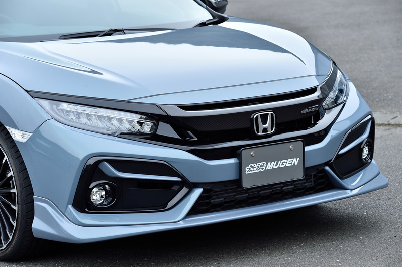 フロントアンダースポイラーの価格は6万4900円（塗装品）