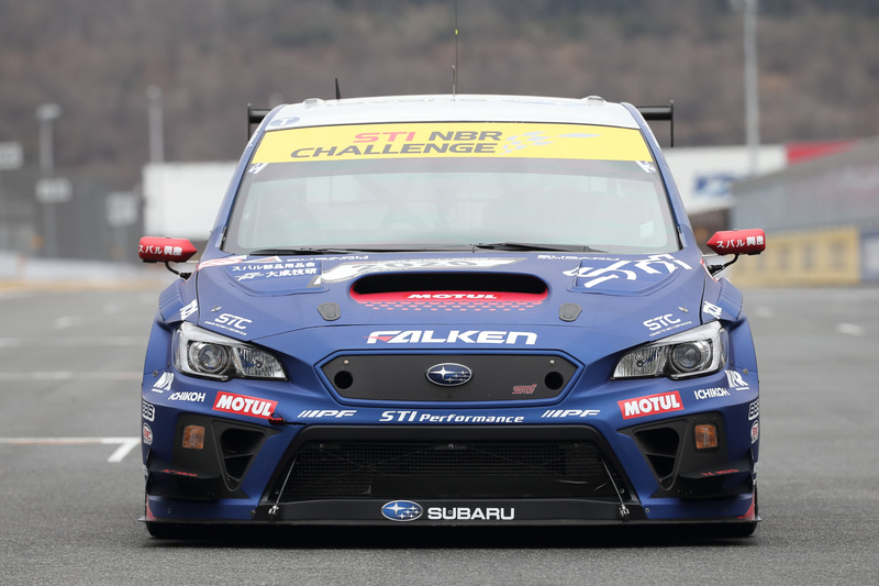 写真は「SUBARU WRX STI」（2020年仕様）