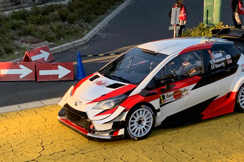 勝田貴元選手のヤリスWRC。これは2019年秋のセントラルラリーでのひとコマ。今年はWRCフル参戦となり活躍が期待される