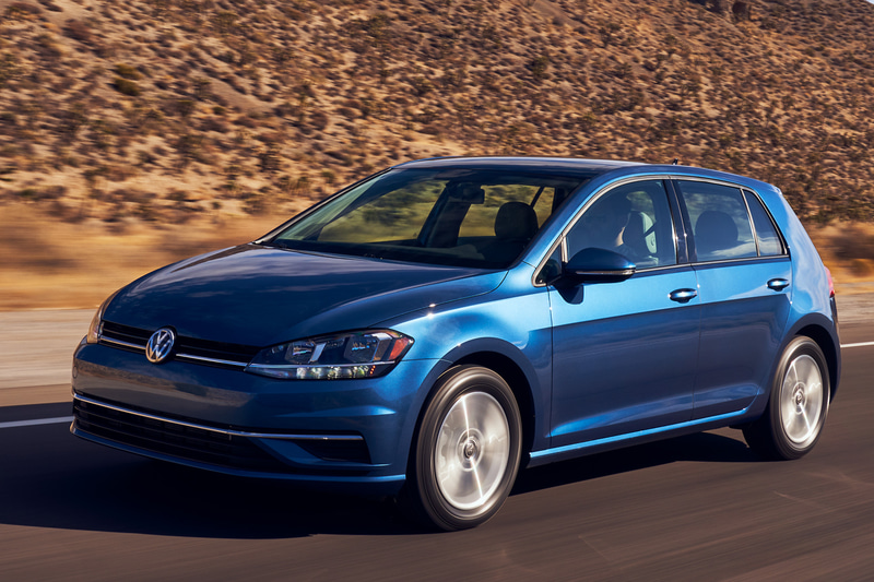 2021モデルのゴルフ