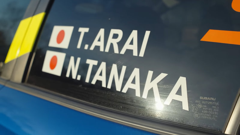 ドライブするのは全日本ラリーに参戦している新井敏弘選手と田中直哉選手