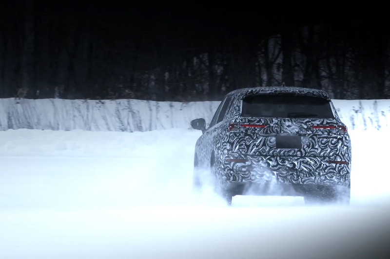 さまざまなシーンで車両開発が行なわれる新型アウトランダー