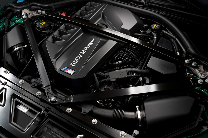 M3とM4 Competitionは最高出力375kW（510PS）/6250rpm、最大トルク650Nm/2750-5500rpmを発生する直列6気筒 3.0リッターBMW Mツインパワー・ターボエンジンを搭載